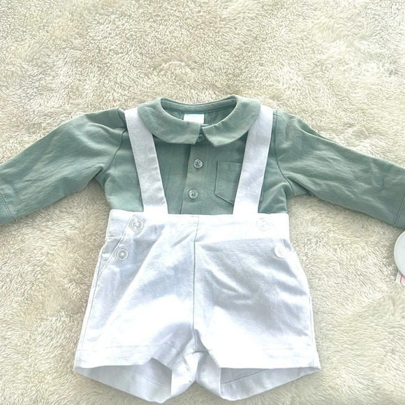 Edgehill Collection NB Suspenders Shorts set Royal Family Sage top, suspenders - Picture 1 of 11